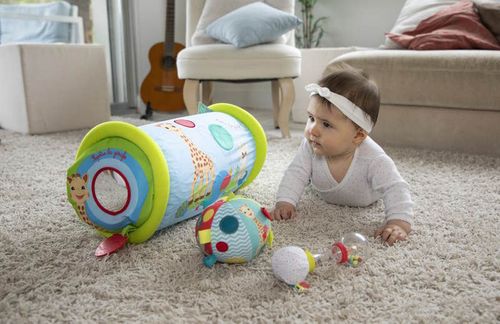купить Коврик игровой Sophie la Girafe 516361 Набор с сенсорными игрушками в Кишинёве 