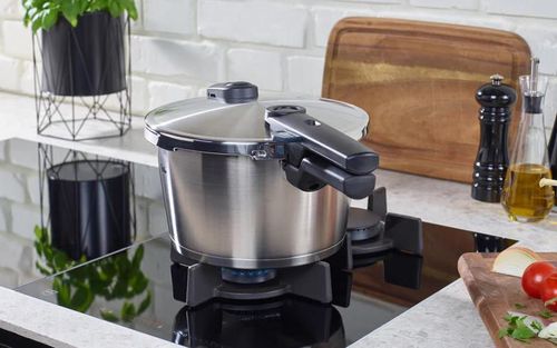 cumpără Oală sub presiune Fissler 60241006070/08 Vitaquick Premium 6L cu insertie în Chișinău 