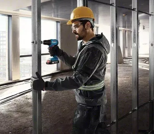 купить Шуруповёрт Bosch 06019K3001 GSR 185-Li Masina de gaurit si insurubat cu acumulator в Кишинёве 