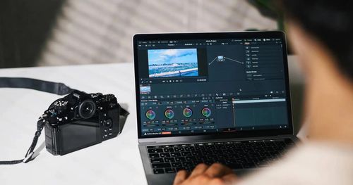 купить Фотоаппарат беззеркальный Nikon Z f kit 24-70/4 в Кишинёве 