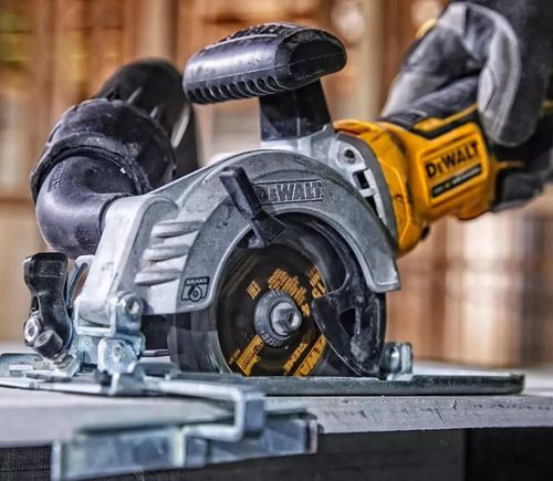cumpără Fierăstrău DeWalt DCS571NT (fara ac-tor) în Chișinău 