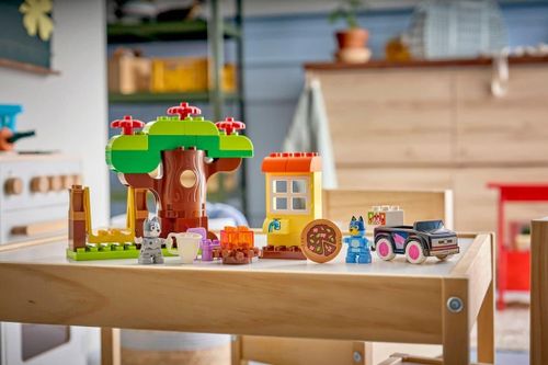 cumpără Set de construcție Lego 10469 Pizza Girls with Muffin and Bluey în Chișinău 