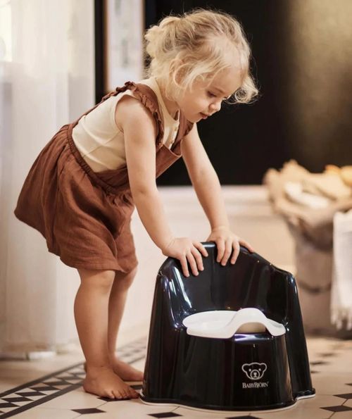 cumpără Oală BabyBjorn 055256A Olita cu protectie spate Potty Chair Powder Black/White în Chișinău 