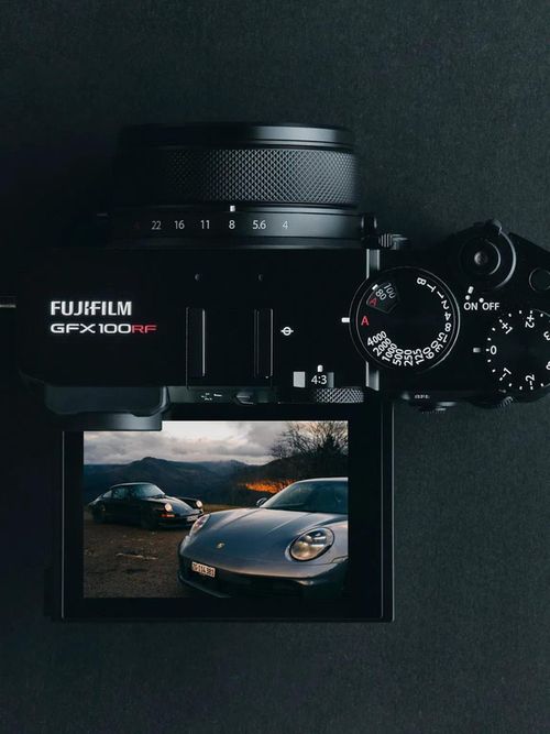 купить Фотоаппарат беззеркальный FujiFilm GFX100RF silver в Кишинёве 
