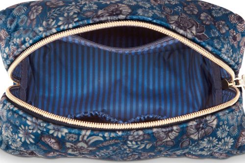 купить Несессер/косметичка Pip Studio 51.274.279 Coco Cosmetic Bag Medium Quilted Daisy Dreams Blue 21.5x10x10.5cm в Кишинёве 