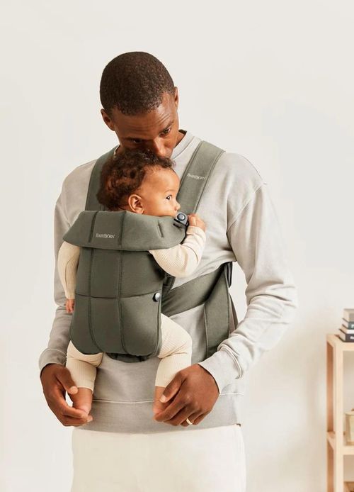 купить Кенгуру BabyBjorn 021040E1 Mini Dark Green, cu pozitii multiple de purtare в Кишинёве 