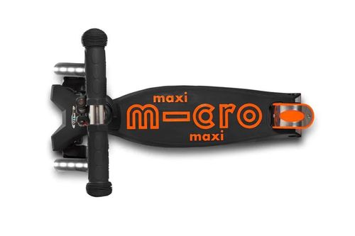 Самокат Micro Maxi Deluxe LED Black Orange 