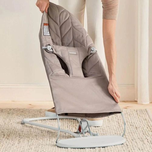 купить Детское кресло-качалка BabyBjorn 006317A Bliss Woven Petal Quilt, Sand Gray в Кишинёве 