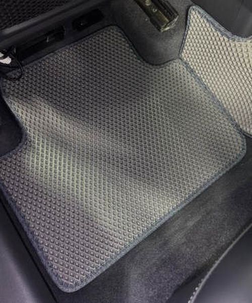 купить Коврик для автомобиля Aileron 61128 Audi Q3 (F3) (2018-) салон (3D с подпятником)(Крепеж2) в Кишинёве 