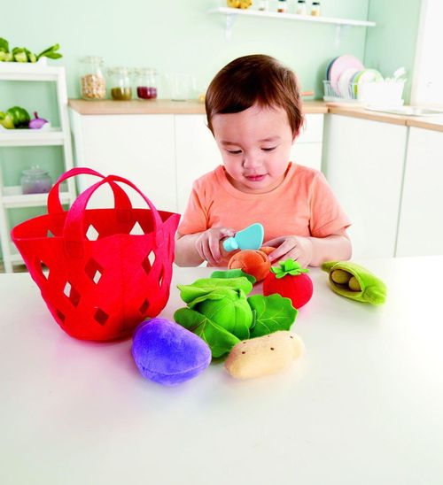 cumpără Jucărie Hape E3167A TODDLER VEGETABLE BASKET în Chișinău 