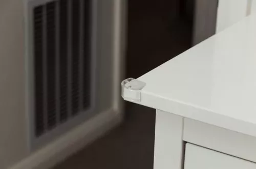 cumpără Siguranța copilului Dreambaby G1302 Защита на углы 8шт în Chișinău 