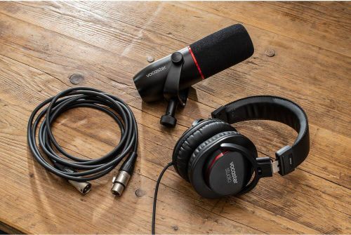 купить Микрофон Focusrite Vocaster Two studio podcasting kit в Кишинёве 