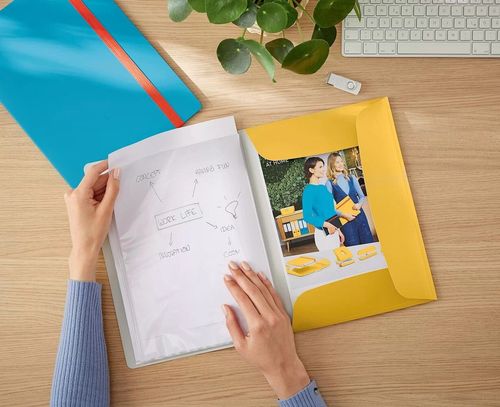 купить Папка для документов Leitz 46700019 Mapa cu folii Cosy A4, 20 folii, galbena в Кишинёве 