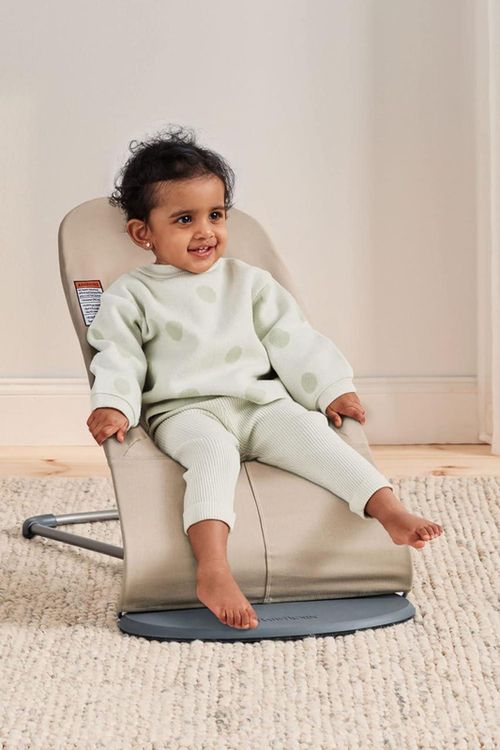 купить Детское кресло-качалка BabyBjorn 005126A Balance Soft Khaki/Beige, Bumbac в Кишинёве 
