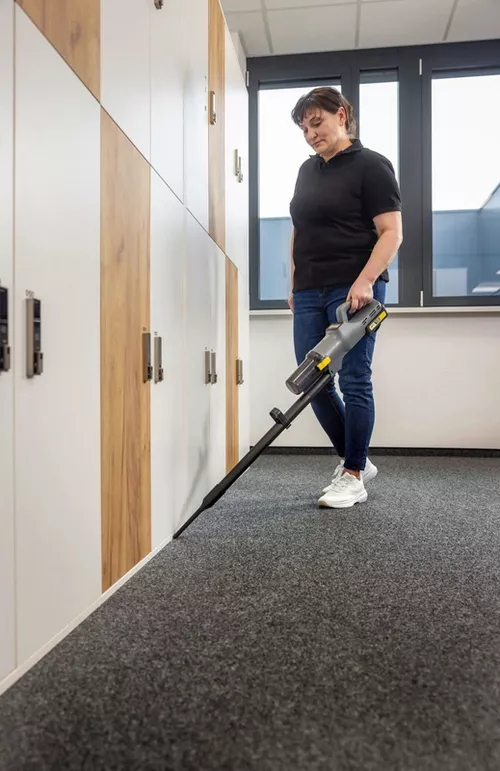купить Пылесос с контейнером Karcher 1.394-110.0 LVS 1/1 Bp в Кишинёве 