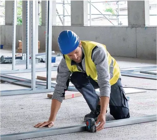 купить Нивелир лазерный Bosch GPL 3 G 30M 0601066N00 в Кишинёве 