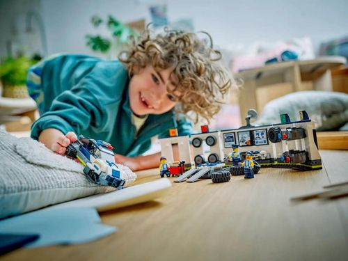 cumpără Set de construcție Lego 60457 City: Garaj pentru mașini de poliție în Chișinău 