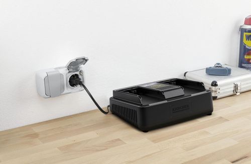 cumpără Încărcătoare și Acumulatoare Karcher 2.445-067.0 Set acumulator și încărcător Dual în Chișinău 