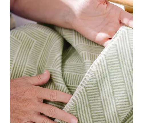 cumpără Cuvertură Ibena 1111/700 Jacquard Decke Nazca 150x200 Green în Chișinău 