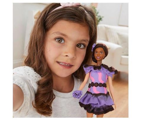 купить Игрушка Hasbro G1359 Barbie playset Fashionista Ruffles в Кишинёве 