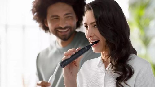 cumpără Periuță de dinți electrică Philips HX3681/54 Sonicare seria 4100 în Chișinău 