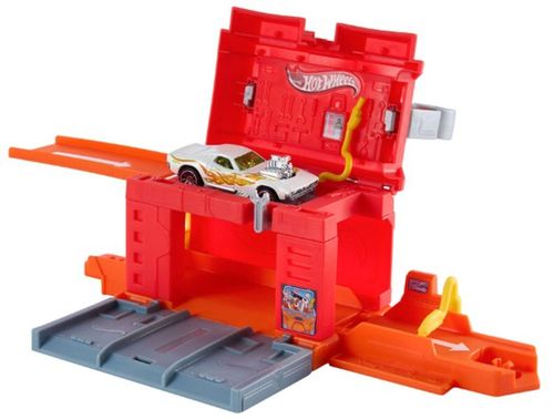 cumpără Mașină Hot Wheels JHL43 Pliază și joacă-te (în asort.) în Chișinău 