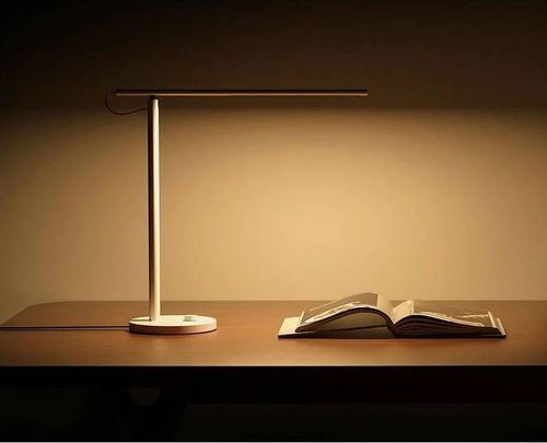 купить Настольная лампа Xiaomi Mi Smart LED Desk Lamp 1S в Кишинёве 