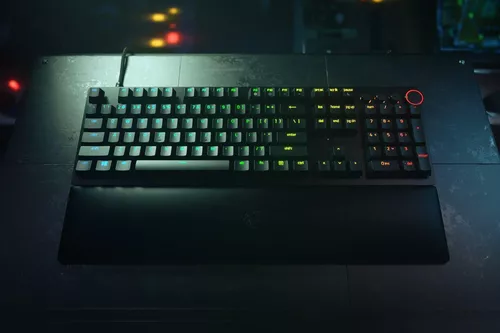 купить Игровая клавиатура Razer RZ03-03930100-R3M1 Huntsman V2 (Red Switch) US Layout в Кишинёве 