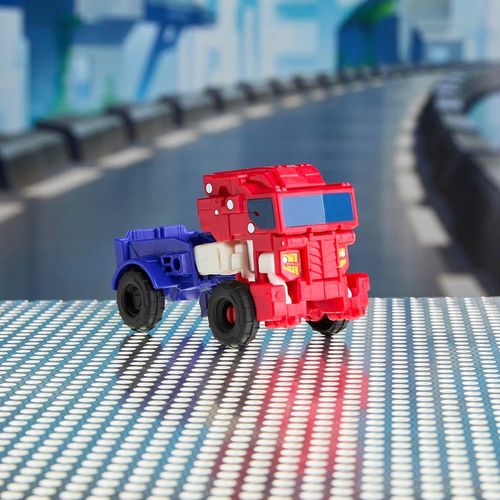 cumpără Robot Hasbro G0746 Transformer Cyberworld Figure, 10cm (in assortment) în Chișinău 