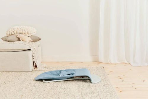 купить Детское кресло-качалка BabyBjorn 006223A Balansoar Bliss Woven Petal Quilt, Blue в Кишинёве 