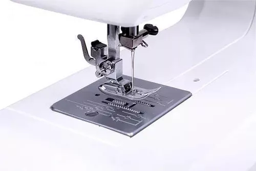 cumpără Mașină de cusut Janome JB3115 în Chișinău 