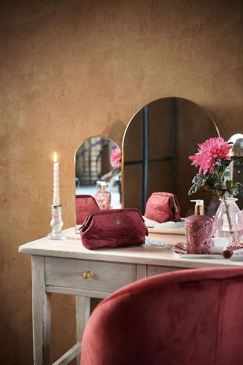 купить Несессер/косметичка Pip Studio 51.274.190 Cooper Cosmetic Purse Extra Large Velvet Quiltey Days Red 30 Red в Кишинёве 