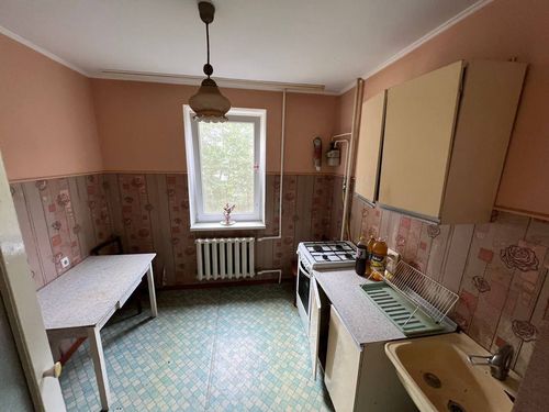 Spre vânzare un apartament cu 2 camere amplasat în sect. Ciocana, str. Milescu Spătaru. 