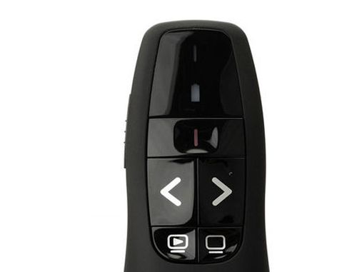 купить Logitech R400 Black Laser Presentation Remote 2.4 GHz wireless, Up to 15-meter range, Battery indicator, Red laser pointer, 910-001356 в Кишинёве 