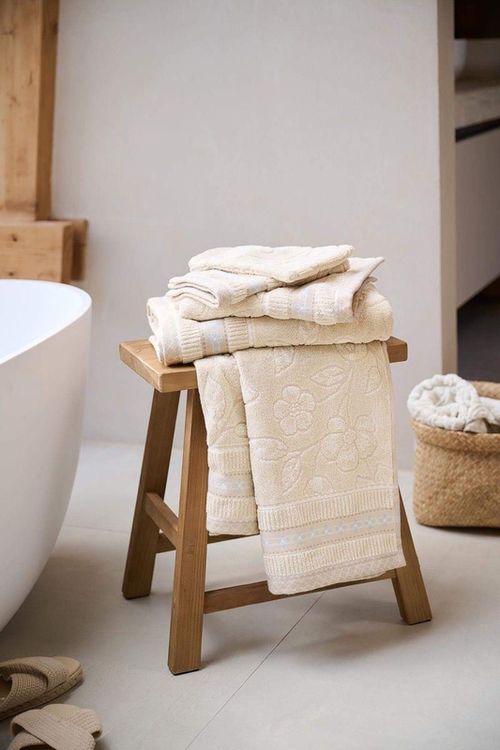 cumpără Prosop Pip Studio 325916 Jasmin Jacquard towel 30x50 Sand în Chișinău 