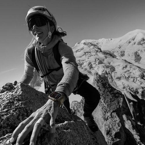 cumpără Ceas inteligent Apple Watch Ultra 2 GPS + Cellular, 49mm Blue Ocean MREG3 în Chișinău 