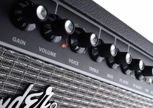купить Гитарный усилитель Fender Champion 20 - Electric Guitar Combo в Кишинёве 