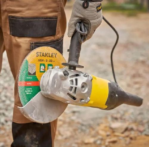 купить Болгарка (УШМ) Stanley FMEG232 в Кишинёве 