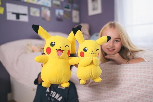 cumpără Jucărie de pluș miscellaneous PKW97730 Jazwares, 30cm Plush Pikachu, W9 în Chișinău 