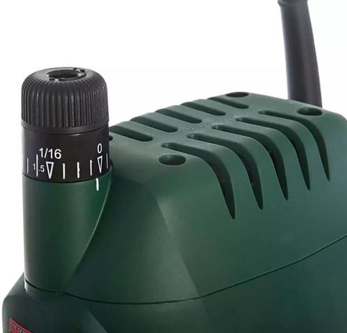 купить Фрезер Bosch 060326Ń820 Фрезерный станок POF 1400 ACE 1400 Вт/6-8 мм в Кишинёве 