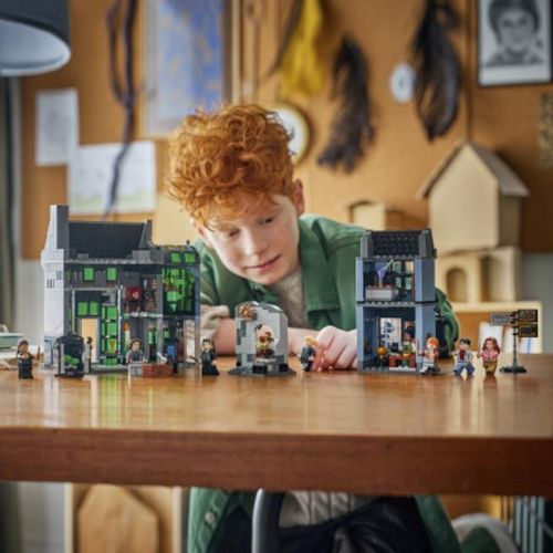 купить Конструктор Lego 76471 Harry Potter. Magazine de vrăjitorie în Aleea Diagon в Кишинёве 