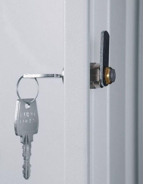 купить Офисная металлическая мебель УХЛ-МАШ ШО-400/1 ИСП.1 Шкаф одёжный (1800x400x500) в Кишинёве 