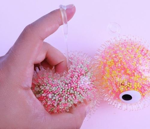 купить Игрушка Essa S45608 Jucărie-antistres, Minge cu țepi si lumini (8 cm) в Кишинёве 