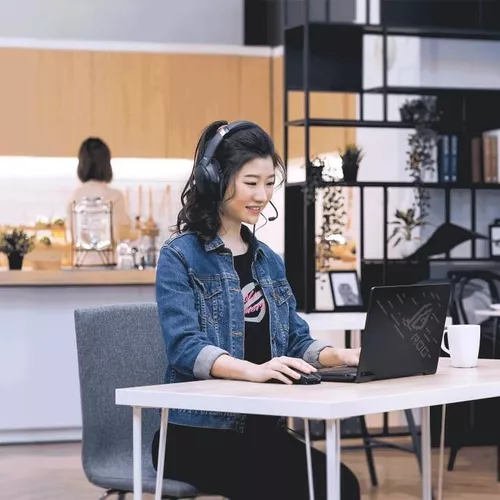 cumpără Căști pentru gaming ASUS ROG Strix Go în Chișinău 