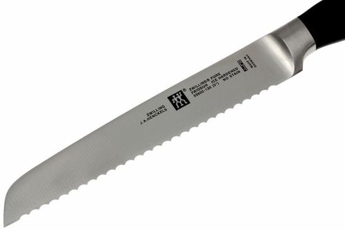 купить Нож Zwilling 33600-131-0 13cm PURE в Кишинёве 