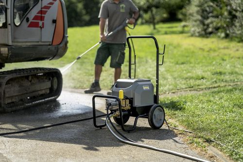 cumpără Aparat de spălat cu presiune mare Karcher 1.367-900.0 HD 6/15-4 M Classic New în Chișinău 