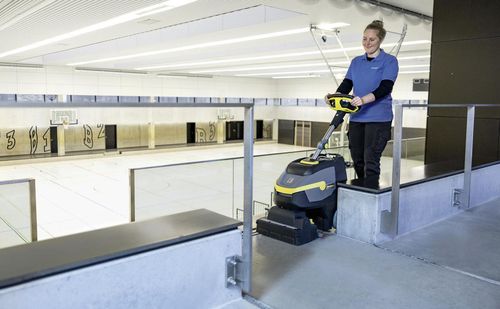 cumpără Mașină de spălat pardoseli Karcher 1.783-494.0 BR 35/12 C Bp Pack Promo New în Chișinău 