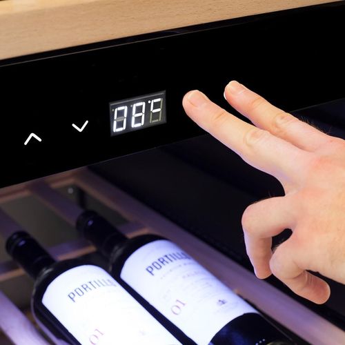 cumpără Frigider pentru vin Caso WineExclusive 24 Smart în Chișinău 