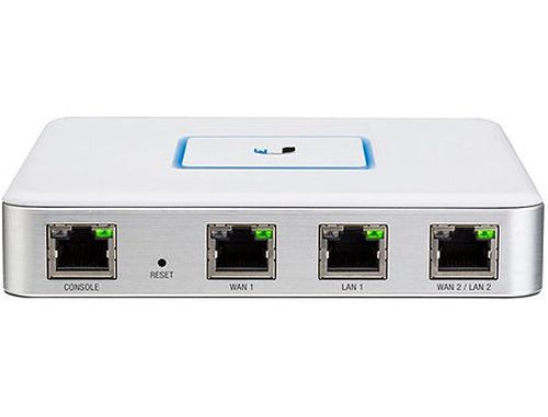 cumpără Ubiquiti UniFi Security Gateway USG, Dual-Core 500 MHz MIPS64, 512MB DDR2 RAM, 2GB Flash Storage, 3 Gbps, 1000000 pps, 3 x 10/100/1000 Mbps Ethernet ports, RJ45 Serial Port, USG (router/роутер) în Chișinău 