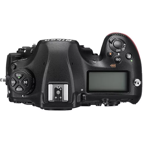 cumpără Nikon D850 body, 45.7MPx FX-Format CMOS Sensor; 4K UHD Video Recording at 30 fps; EXPEED 5 Image Processor; 3.2 în Chișinău 